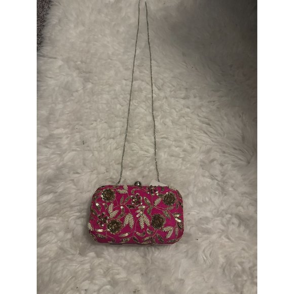 5 Elements by Radhika Gupta Pink Clutch Purse with Chain NWT - Picture 3 of 9